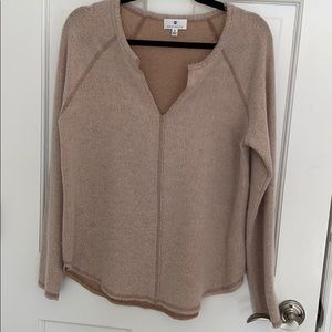 Socialite long sleeve top